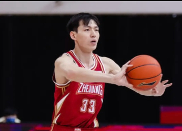 天津队力克广州队,克莱关键制胜的简单介绍 天津队力克广州队,克莱关键制胜的简单介绍