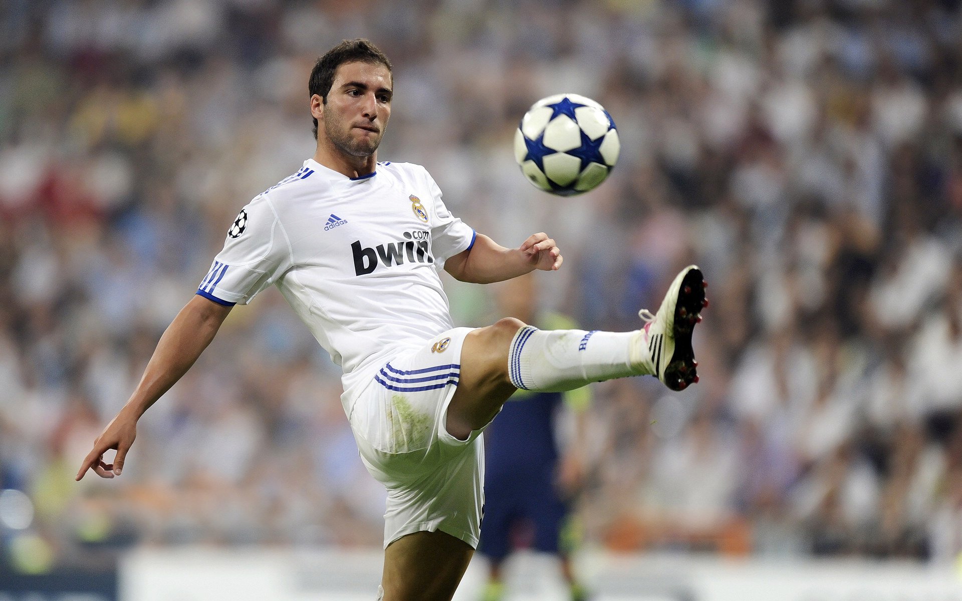 阿特拉斯雄狮的咆哮，美加墨世界杯焦点战，摩洛哥补时绝杀喀麦隆的战术与意志之战